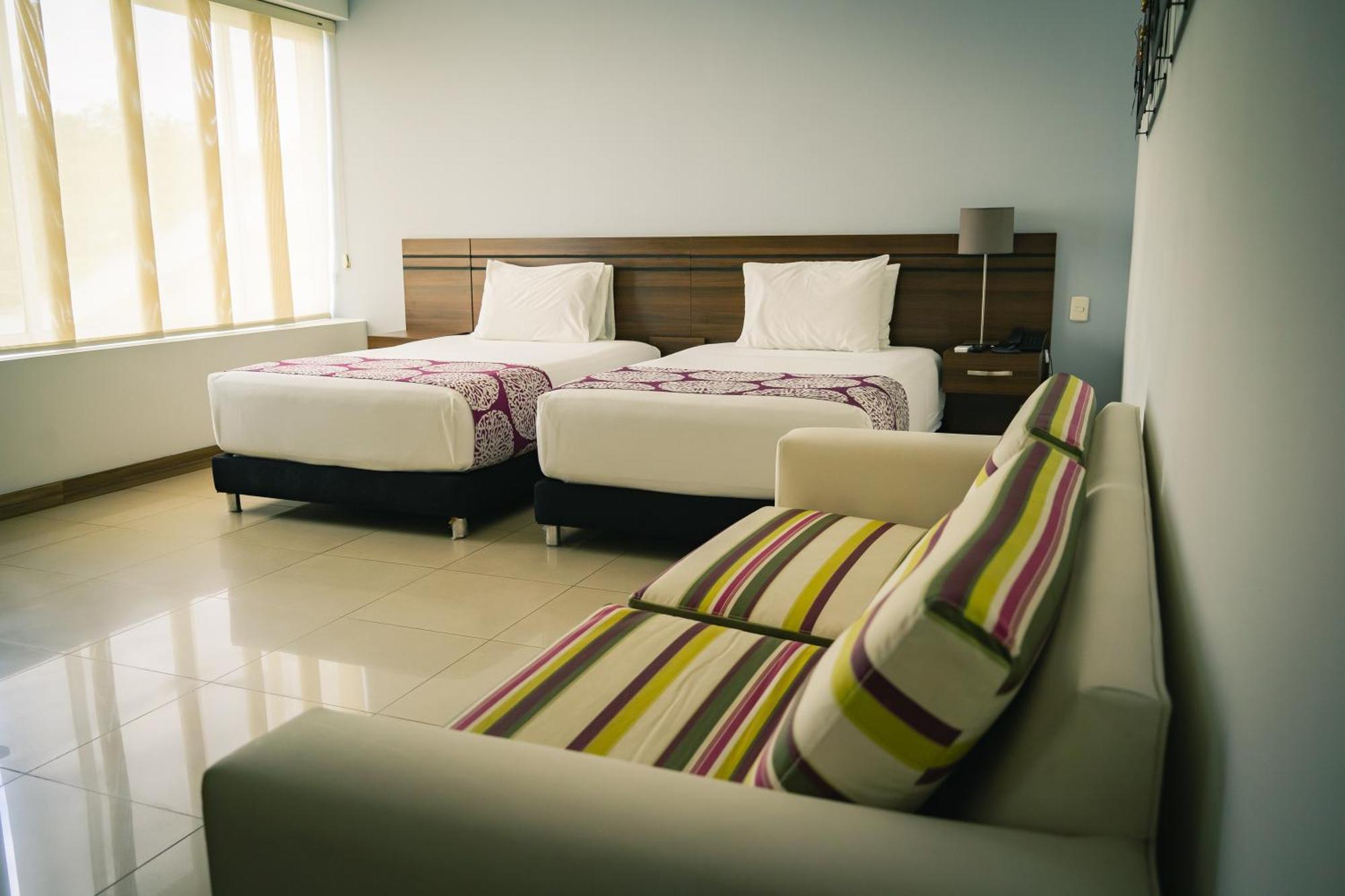 קאלי Malik Hotel Boutique מראה חיצוני תמונה