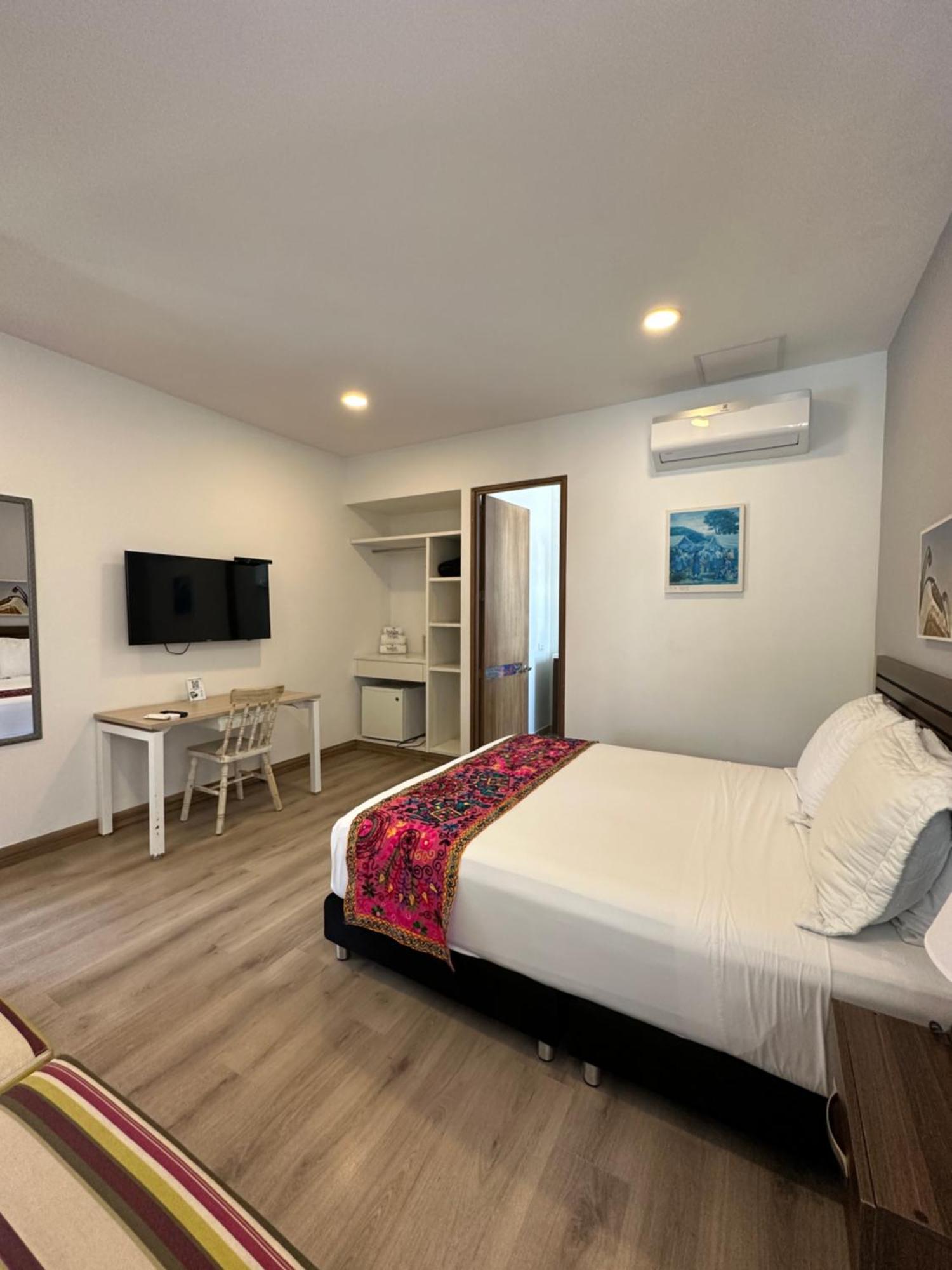 קאלי Malik Hotel Boutique מראה חיצוני תמונה